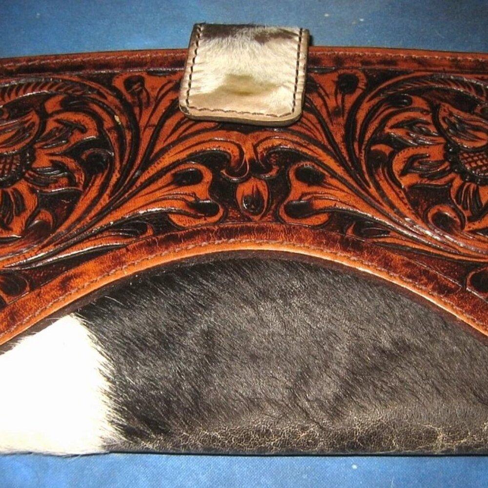 American Darling COWHIDE Hand Tooled Leather Womens Wallet - used good